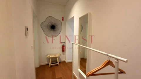 Apartamento T1 para Arrendamento em Santa Maria Maior