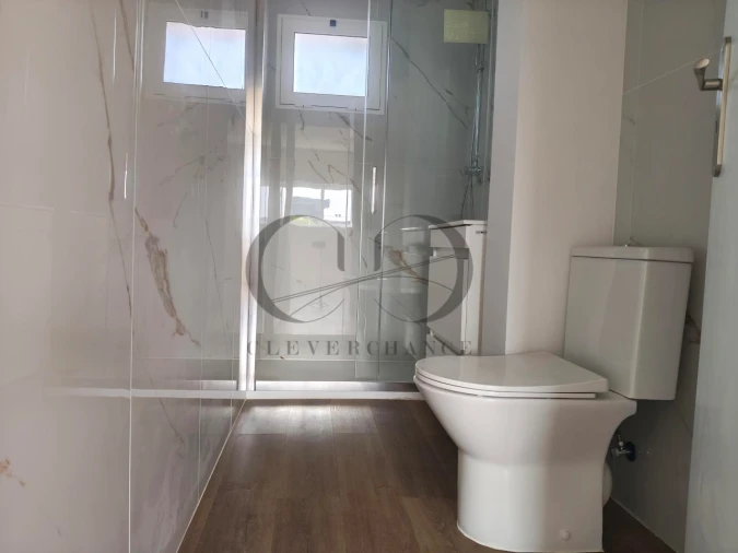 Apartamento T2 para Venda em Ramalde Foto 8