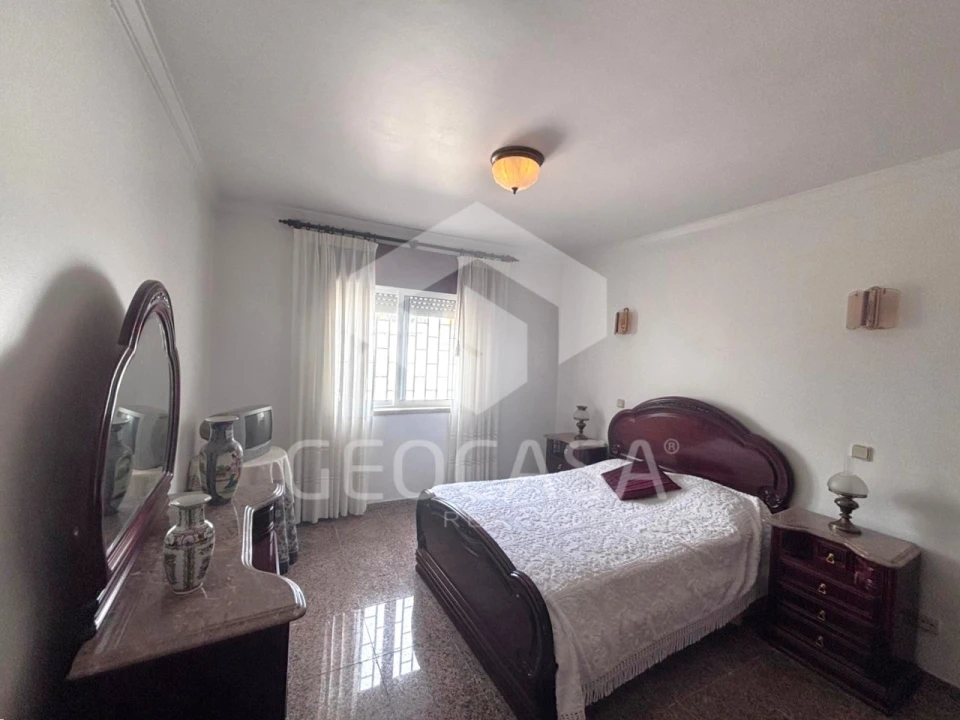 Apartamento T2 para Venda em Algueirão-Mem Martins Foto 14