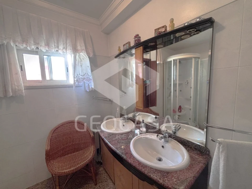 Apartamento T2 para Venda em Algueirão-Mem Martins Foto 21