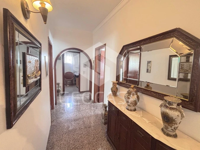 Apartamento T2 para Venda em Algueirão-Mem Martins Foto 4
