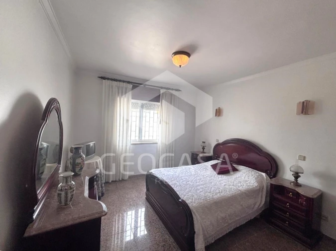 Apartamento T2 para Venda em Algueirão-Mem Martins Foto 14