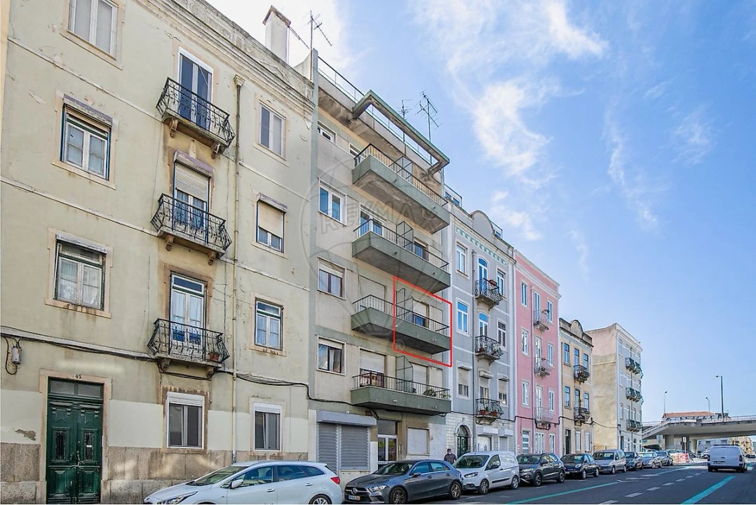 Apartamento T1 para Arrendamento em Avenidas Novas Foto 23