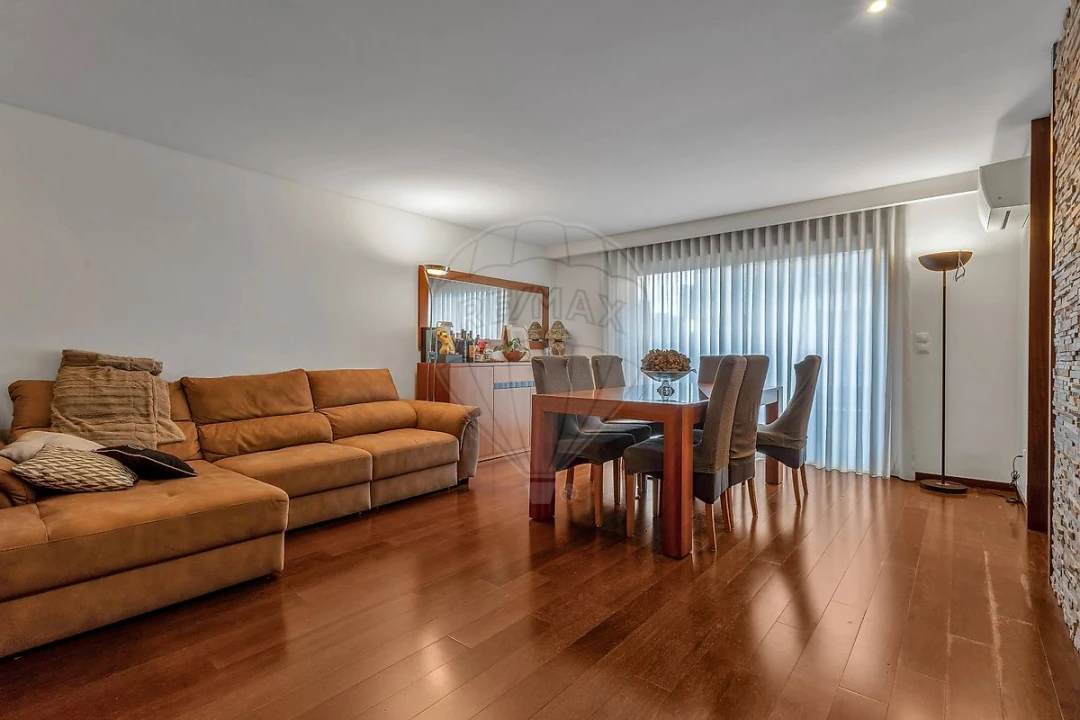 Apartamento T2 para Arrendamento em Canidelo Foto 5