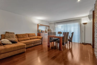 Apartamento T2 para Arrendamento em Canidelo