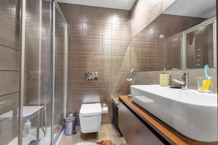 Apartamento T2 para Arrendamento em Canidelo Foto 13