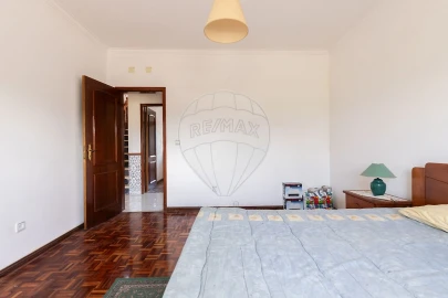 Moradia T5 para Venda em A dos Cunhados e Maceira