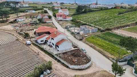 Moradia T5 para Venda em A dos Cunhados e Maceira