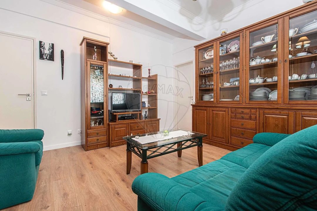 Apartamento T2 para Venda em Castanheira do Ribatejo e Cachoeiras Foto 4