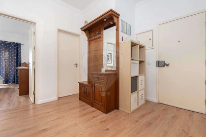 Apartamento T2 para Venda em Castanheira do Ribatejo e Cachoeiras