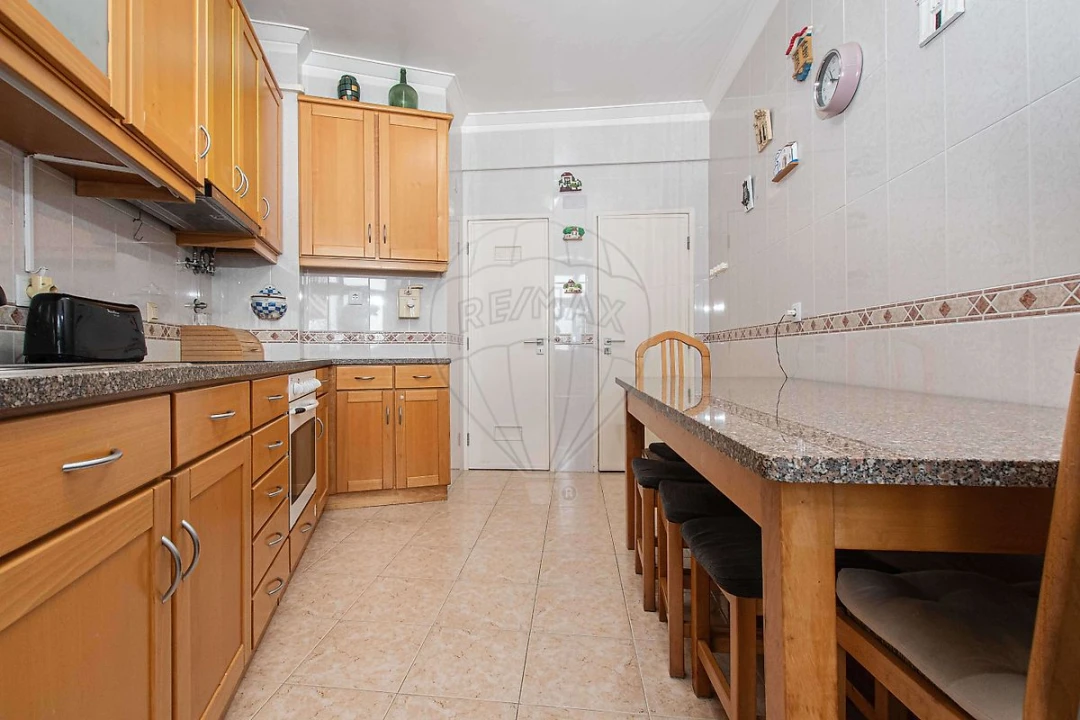 Apartamento T2 para Venda em Castanheira do Ribatejo e Cachoeiras Foto 18