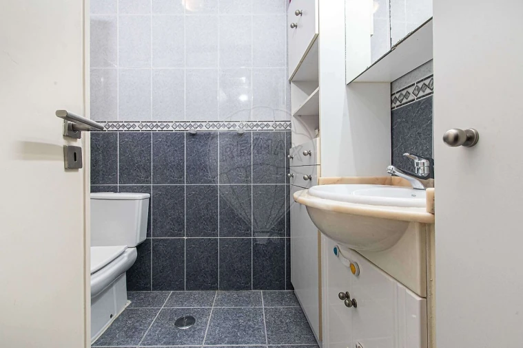 Apartamento T2 para Venda em Castanheira do Ribatejo e Cachoeiras Foto 10
