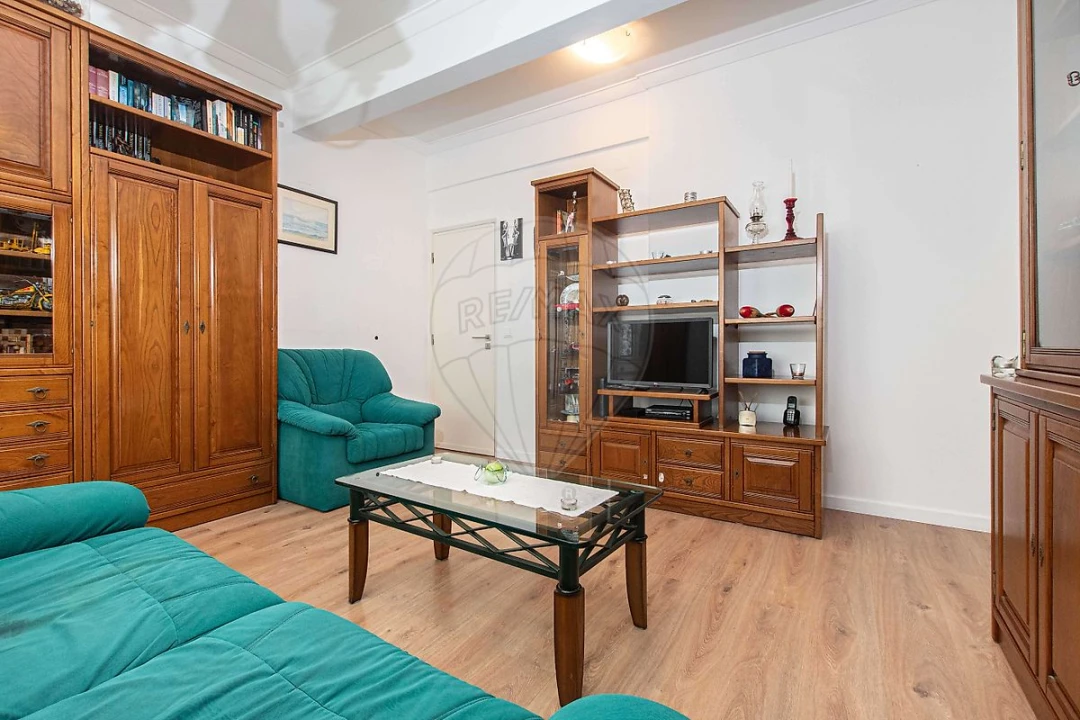 Apartamento T2 para Venda em Castanheira do Ribatejo e Cachoeiras Foto 7