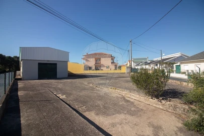 Armazém para Venda em Carregado e Cadafais