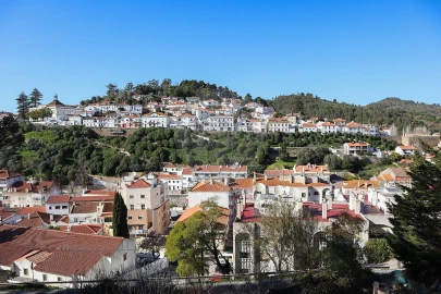 Armazém para Venda em Alenquer (Santo Estêvão e Triana)