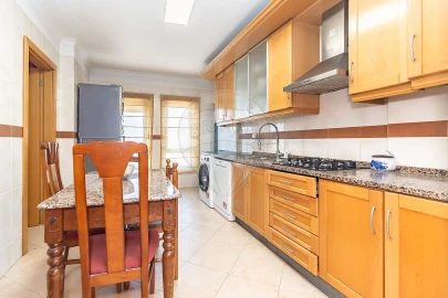 Apartamento T3 para Venda em Corroios
