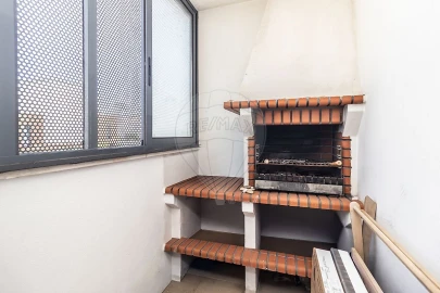 Apartamento T3 para Venda em Corroios