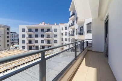 Apartamento T3 para Venda em Corroios