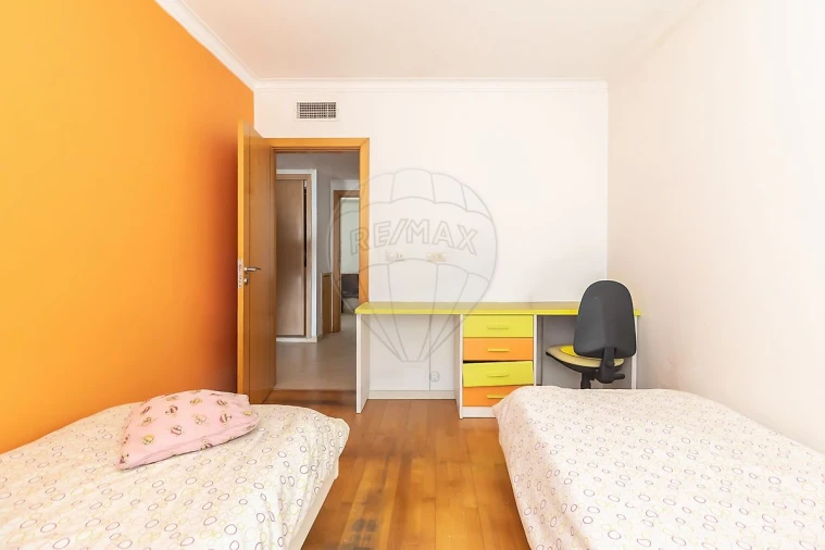 Apartamento T3 para Venda em Corroios Foto 22