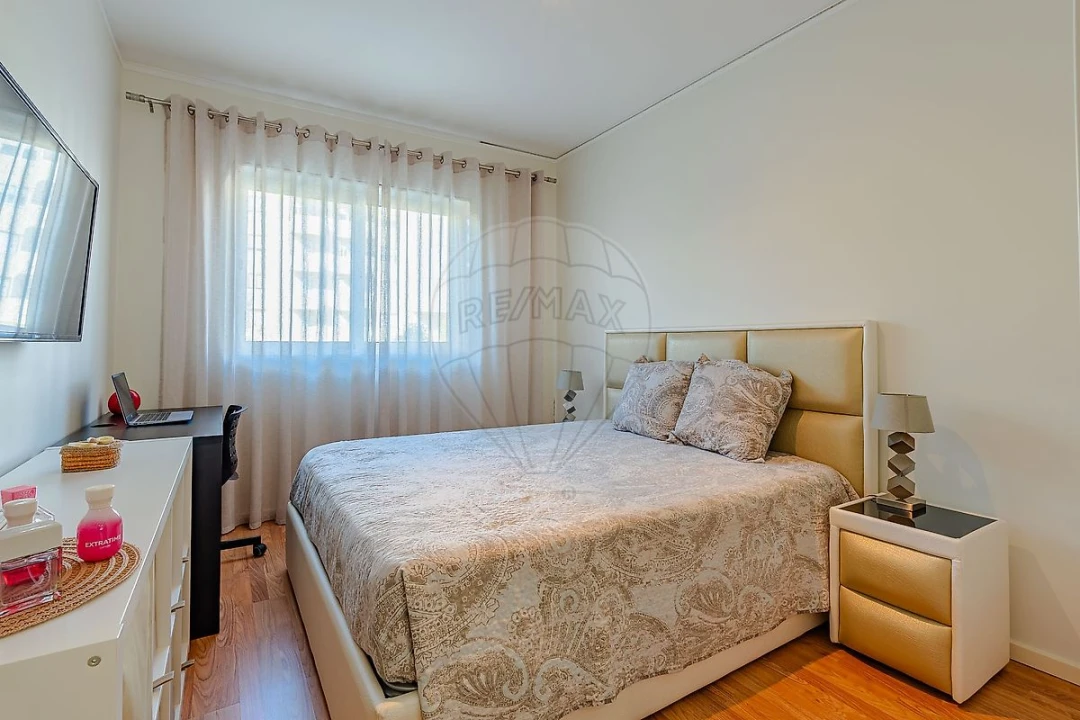 Apartamento T3 para Venda em Espinho Foto 16