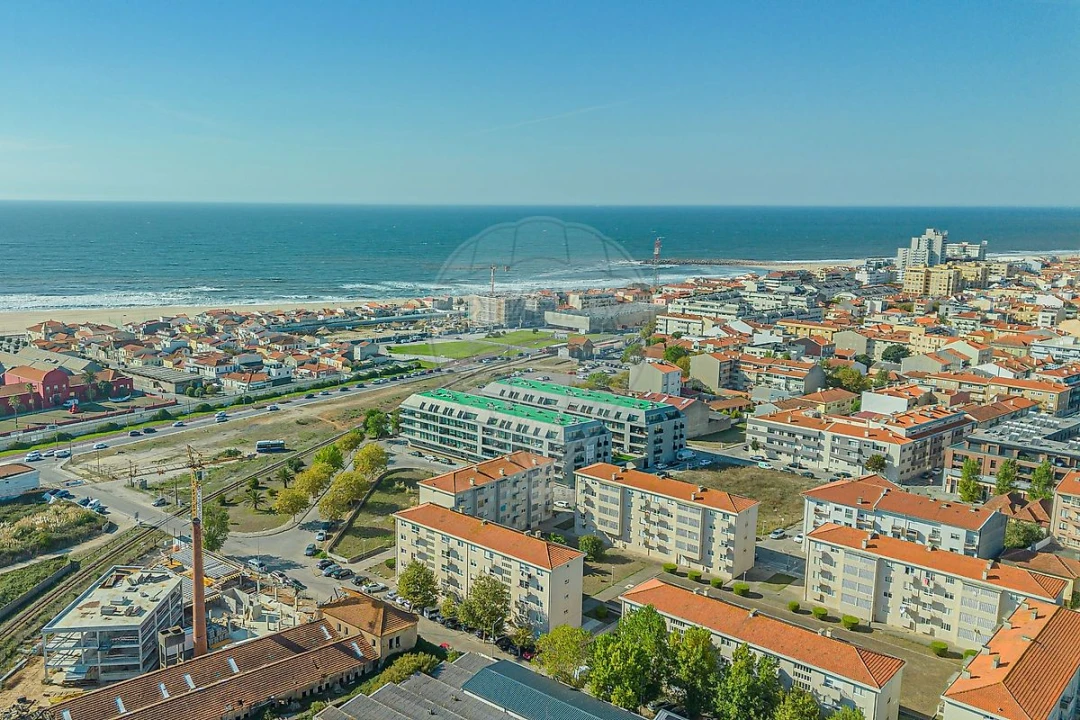 Apartamento T3 para Venda em Espinho Foto 17