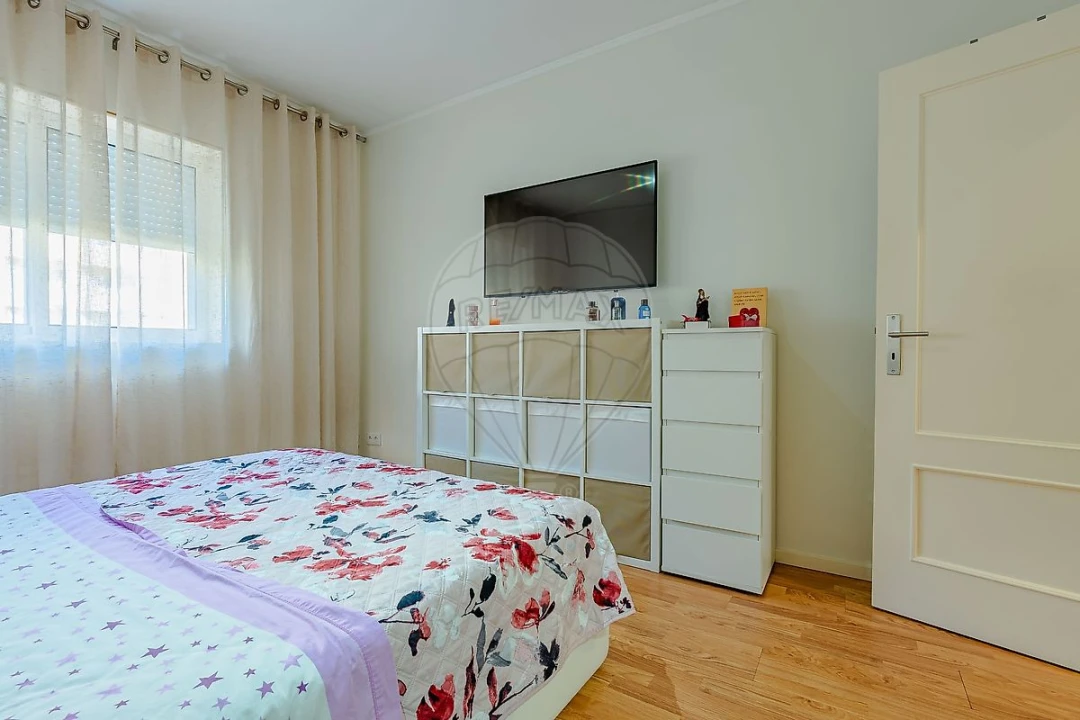 Apartamento T3 para Venda em Espinho Foto 12