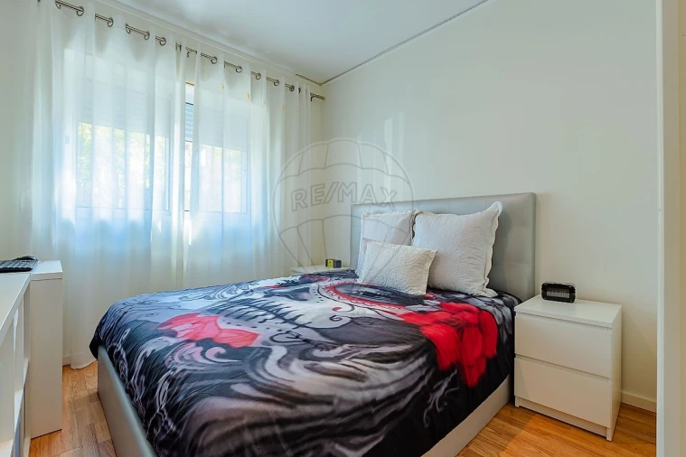 Apartamento T3 para Venda em Espinho Foto 2