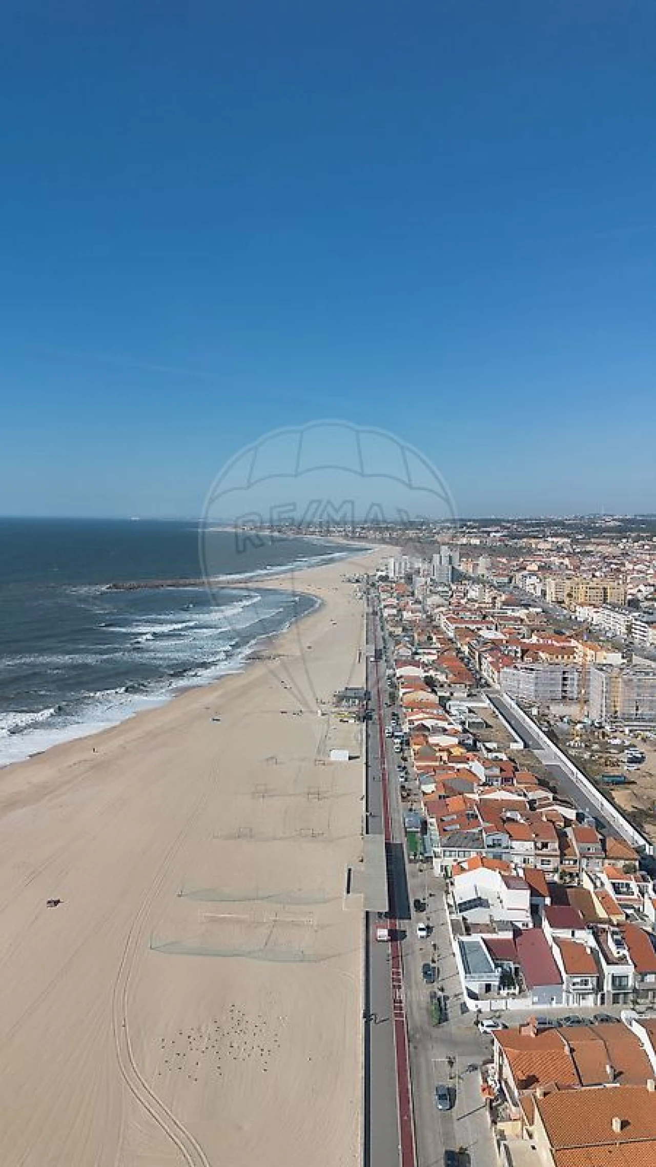 Apartamento T3 para Venda em Espinho Foto 3