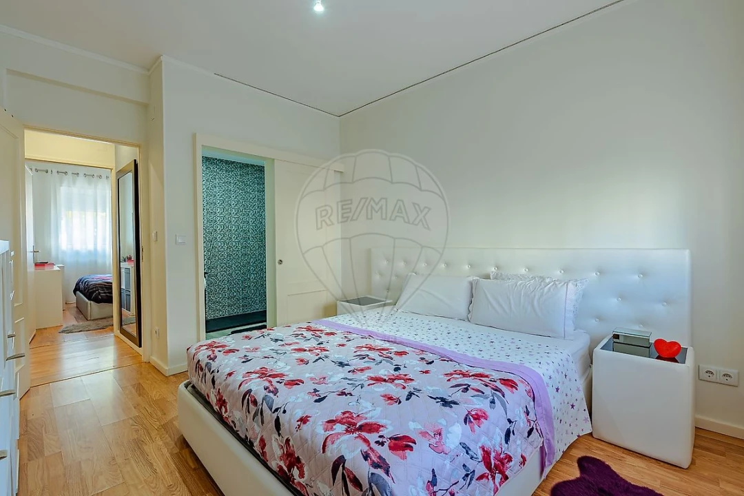 Apartamento T3 para Venda em Espinho Foto 5
