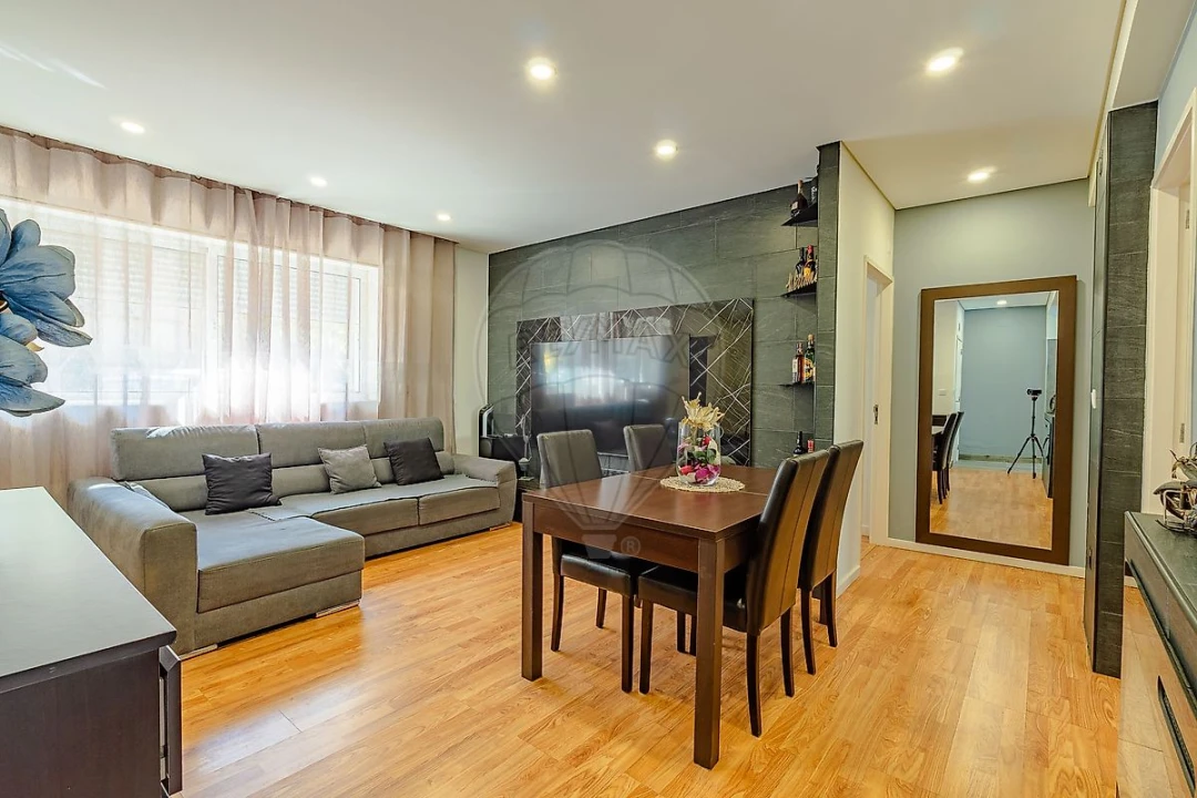 Apartamento T3 para Venda em Espinho Foto 6