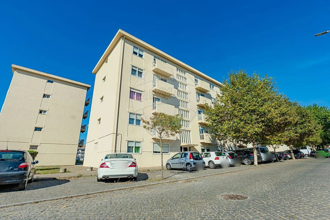 Apartamento T3 para Venda em Espinho Foto 14