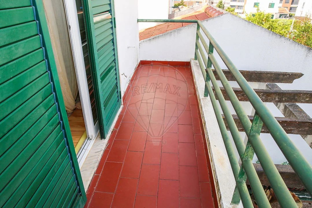 Moradia T3 para Venda em Arruda dos Vinhos Foto 25