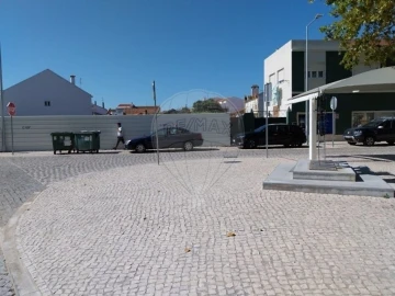 Terreno para Venda em Samora Correia