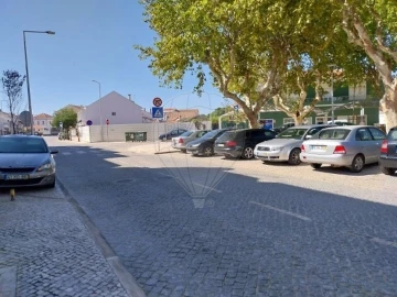 Terreno para Venda em Samora Correia