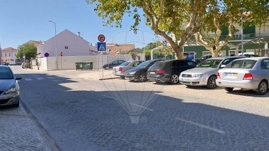 Terreno para Venda em Samora Correia