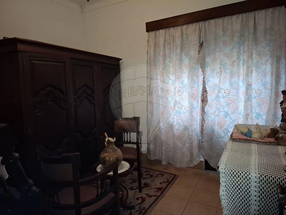 Moradia T2 para Venda em Rio Maior Foto 4