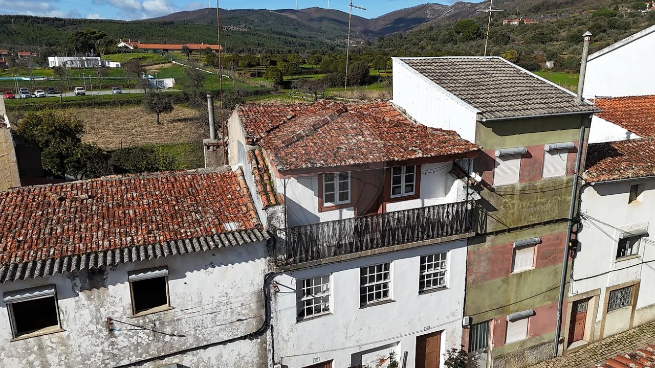 Moradia T2 para Venda em São Vicente da Beira Foto 8