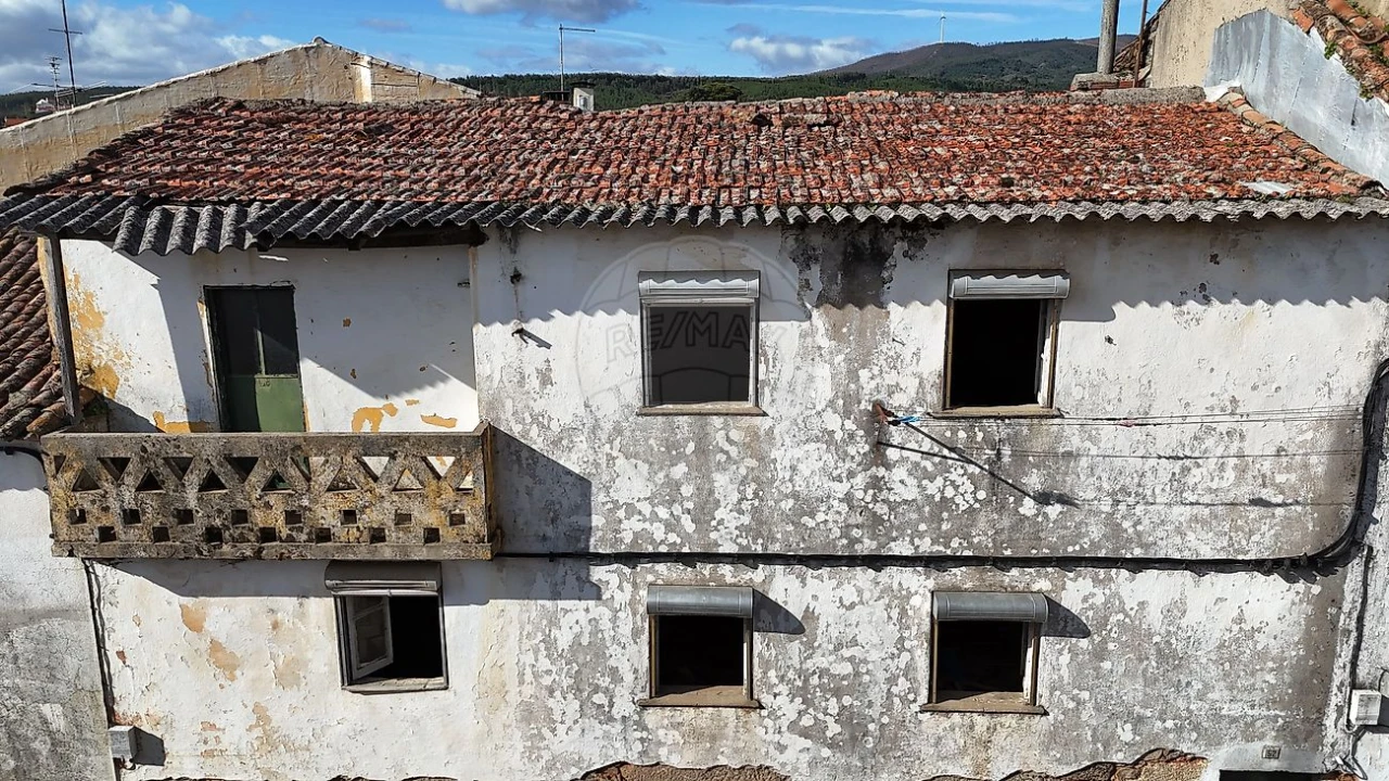 Moradia T2 para Venda em São Vicente da Beira Foto 6
