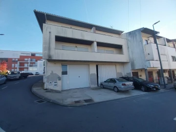 Negócio para Venda em Ponte da Barca, V.N. Muía, Paço Vedro Magalhães