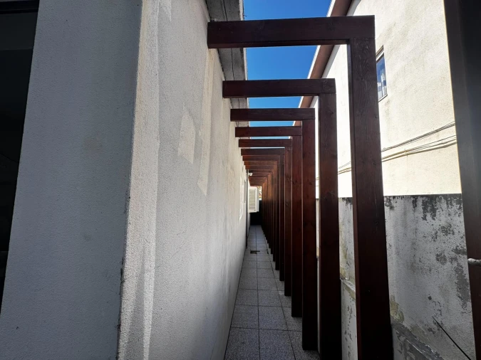 Moradia T3 para Venda em Arvore Foto 15