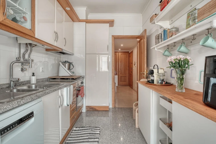 Apartamento T2 para Venda em Lumiar Foto 17