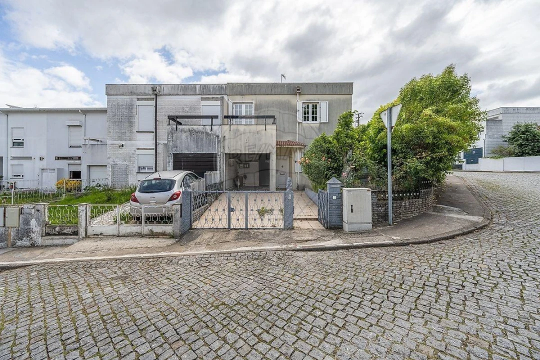 Moradia T4 para Venda em Ferreiros e Gondizalves Foto 24