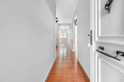 Moradia T4 para Venda em Ferreiros e Gondizalves