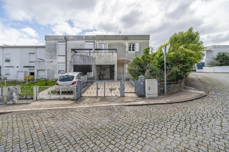 Moradia T4 para Venda em Ferreiros e Gondizalves Foto 24