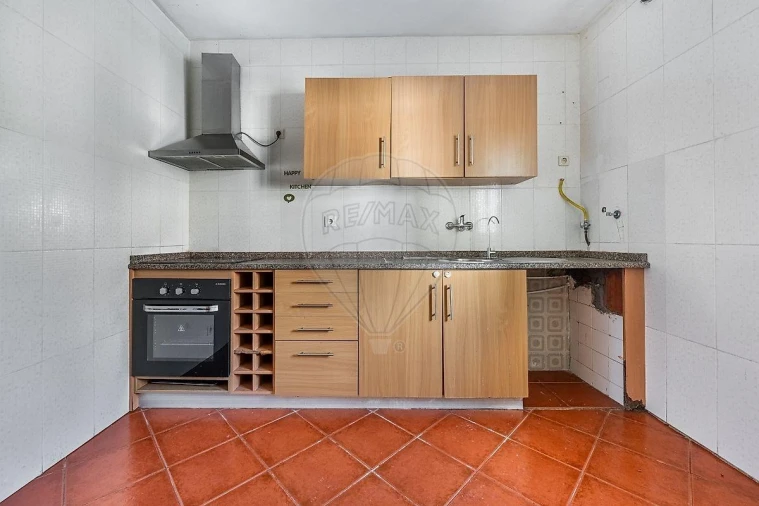 Moradia T4 para Venda em Ferreiros e Gondizalves Foto 6
