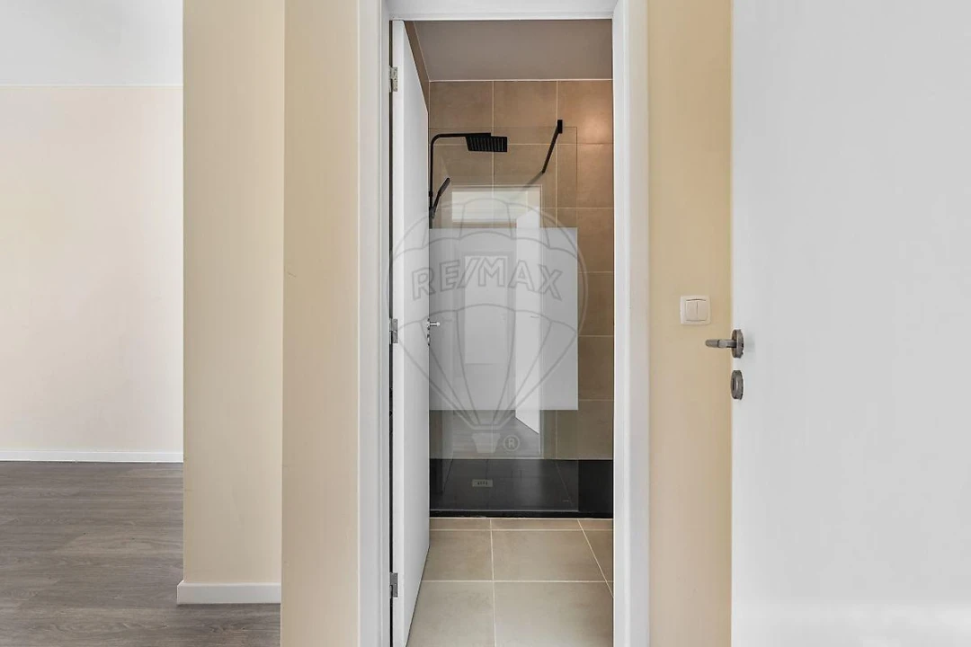 Apartamento T3 para Venda em Fonte Arcada e Oliveira Foto 15