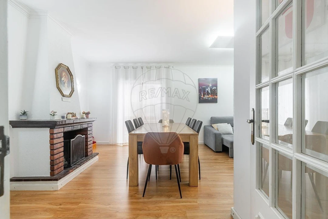 Apartamento T3 para Venda em Vila Verde e Barbudo Foto 5