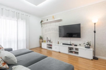 Apartamento T3 para Venda em Vila Verde e Barbudo