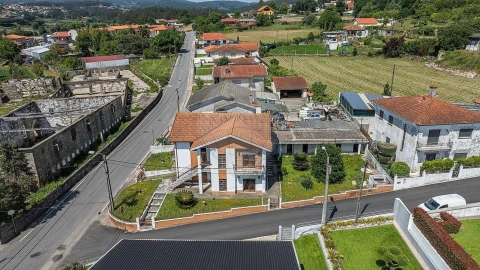 Moradia T3 para Venda em Nine
