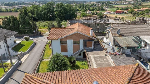 Moradia T3 para Venda em Nine